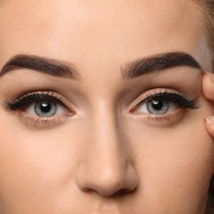 foxy eyes con hilos tensores - clínica medicina estética