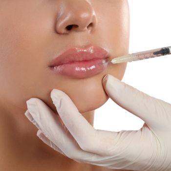 ¿Cómo seleccionar la mejor clínica de aumento de labios?