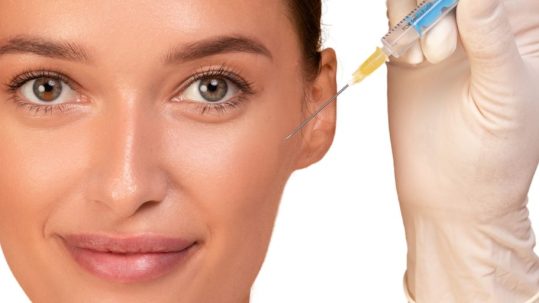 aumento pómulos con acido hialuronico en la Clinica de Medicina Estetica Madrid