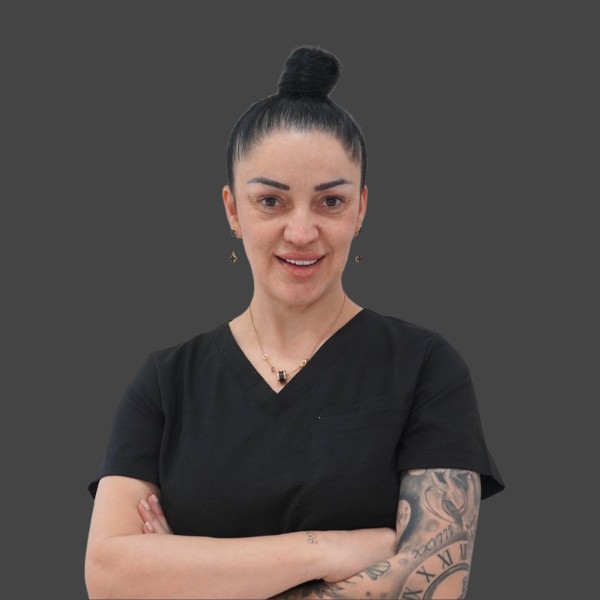 Ana recepcionista clinica Capilar Velazquez