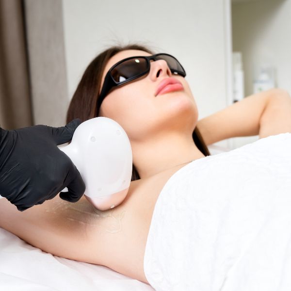 depilación laser axilas en el Centro de Depilación Láser EB