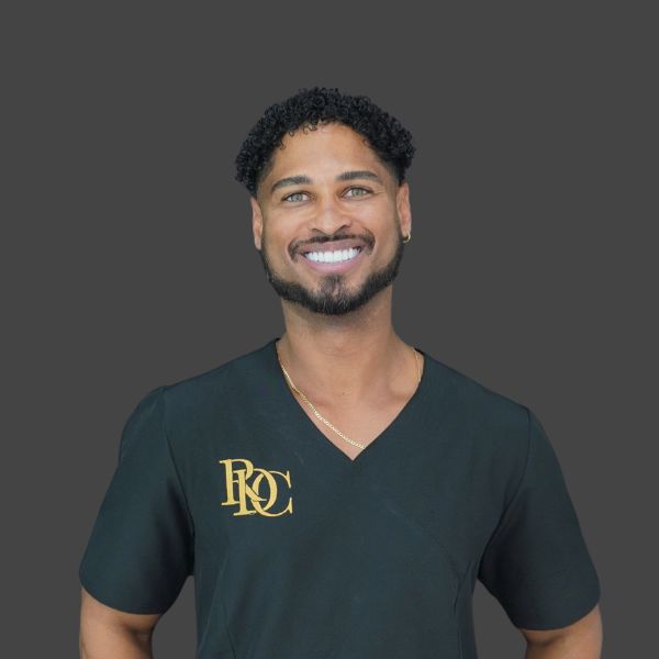 Dr Roy medicina estética equipo EB